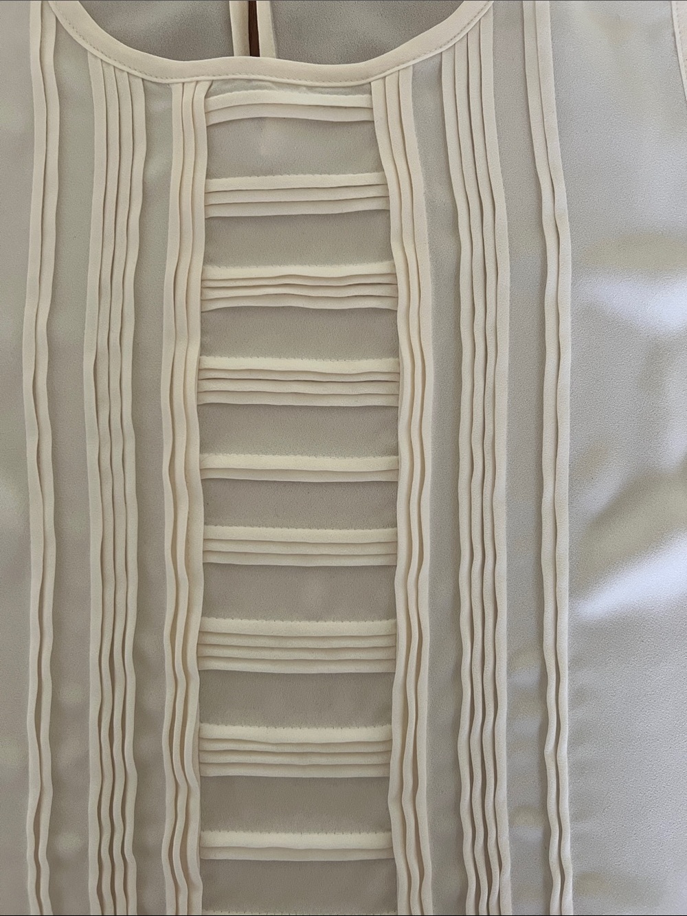 Vince Camuto Ivory Sleeveless Tank Top XS Ribbed Front Lined Layering Essential - Picture 3 of 6